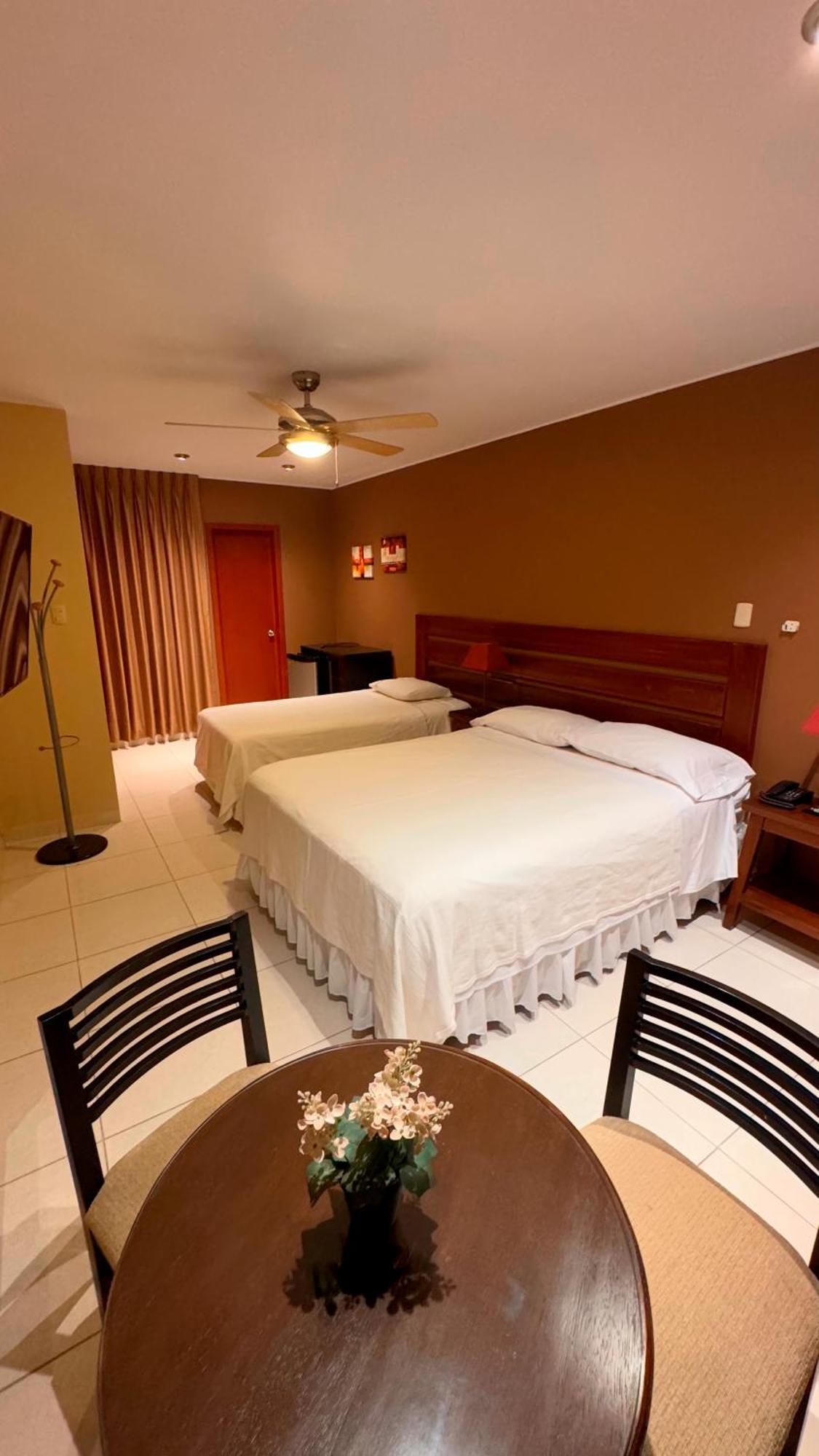 Apart Hotel El Canaveral Chincha Alta Kültér fotó